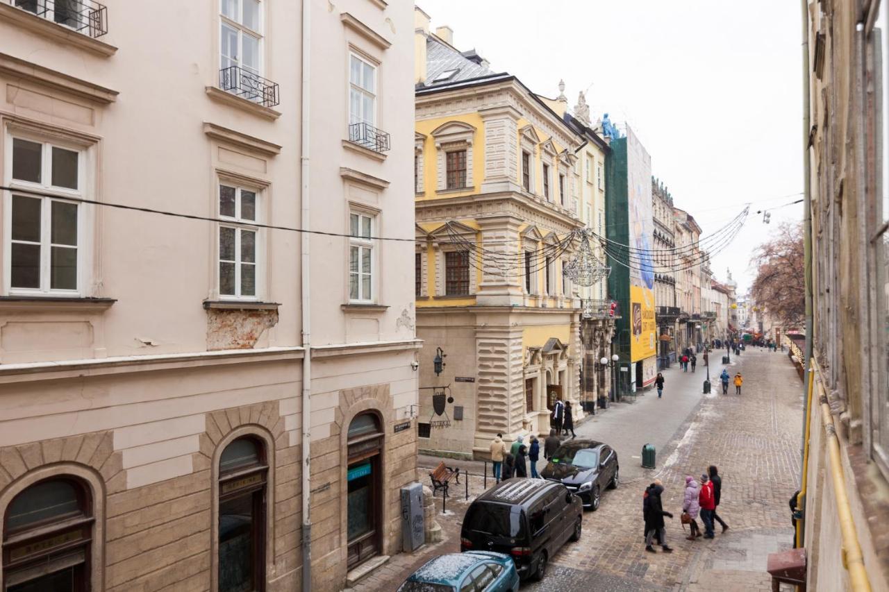Friends House On Square Rynok Διαμέρισμα Λβιβ Εξωτερικό φωτογραφία